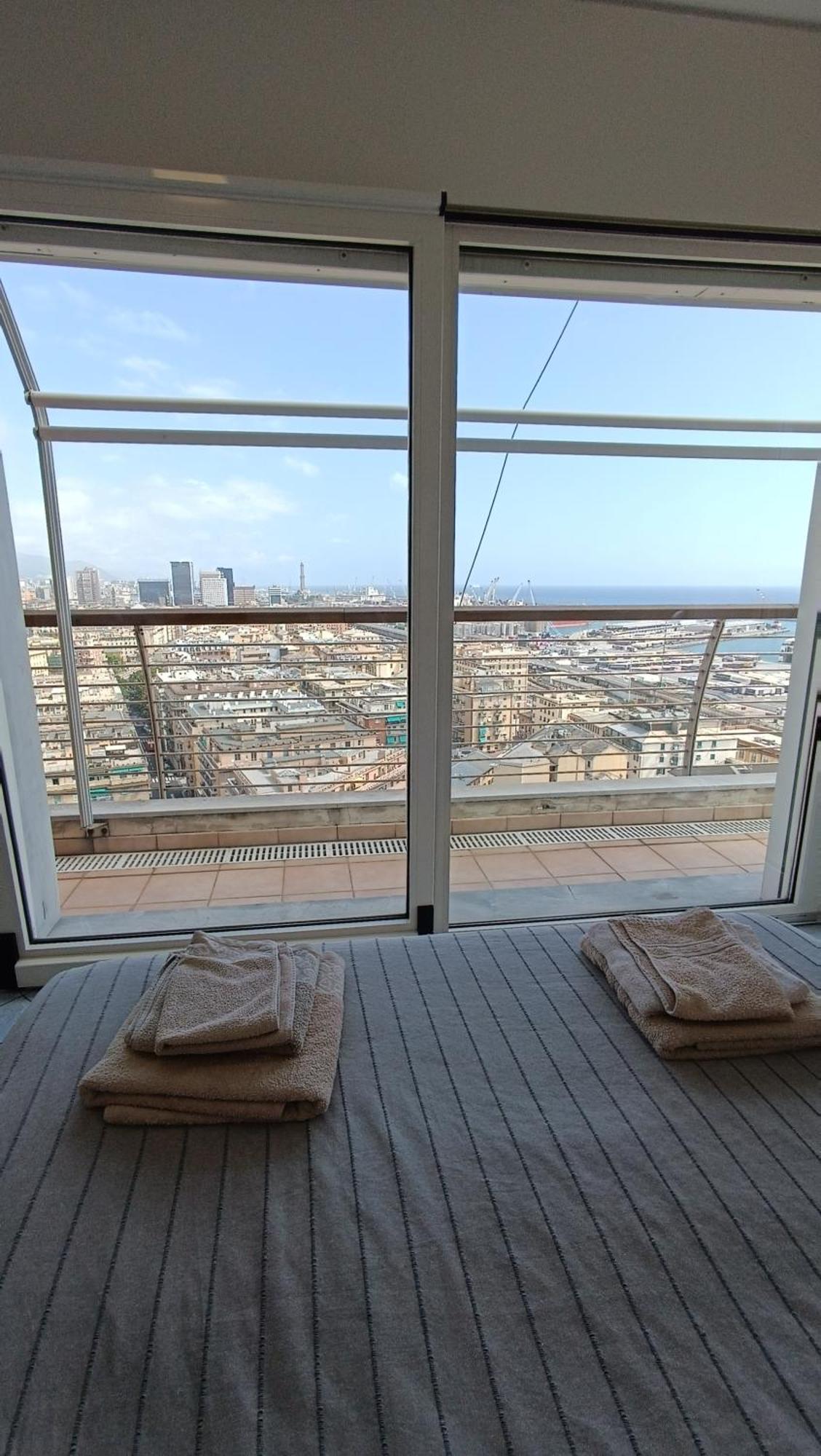 Apartament Attico Con Vista Su Genova Zewnętrze zdjęcie